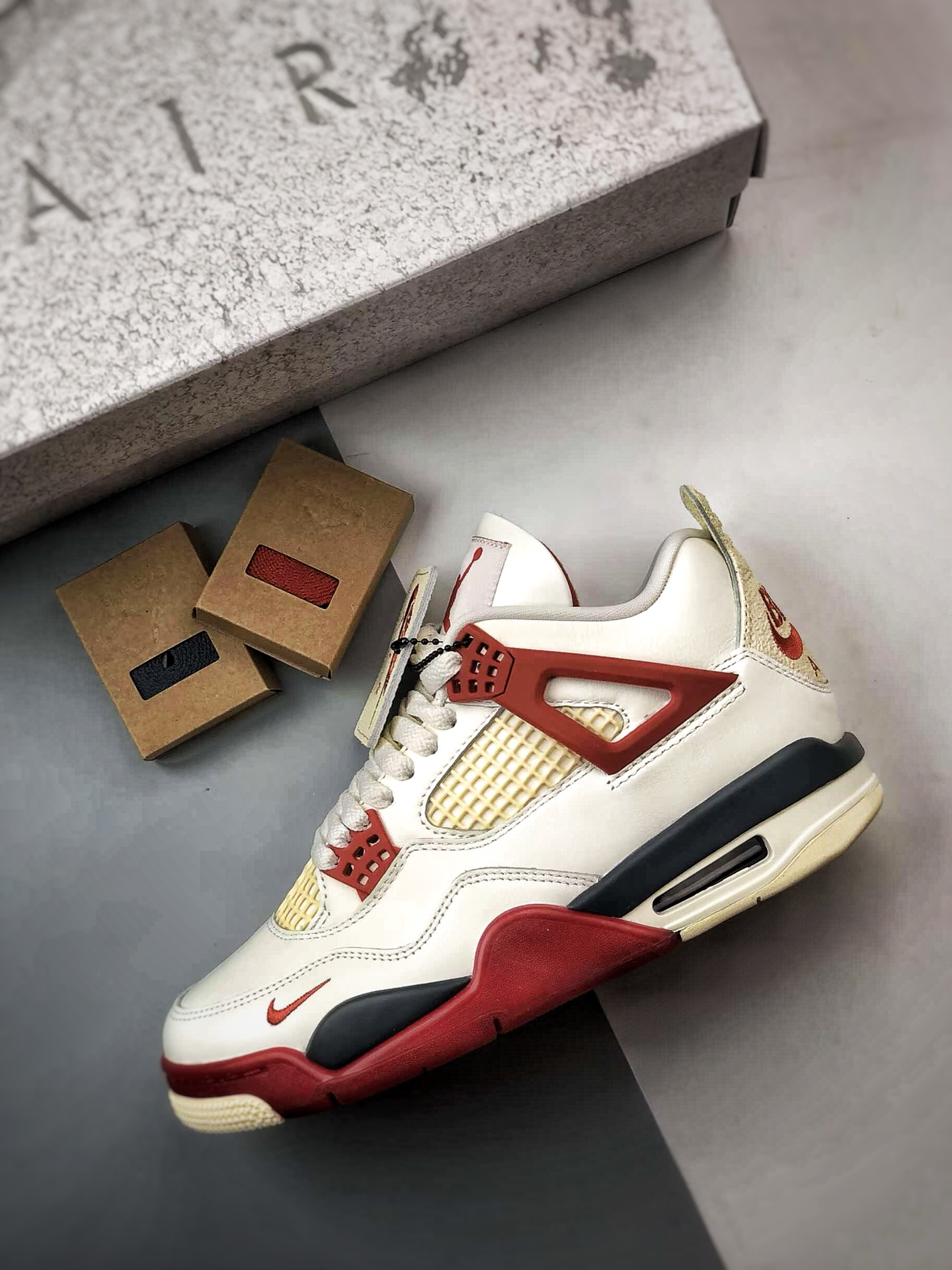 Jordan 4 Retro OG Nigel Sylvester Brick After Brick 4 Jordan 4 Retro OG Nigel Sylvester Brick After Brick IQ8055-100 product view